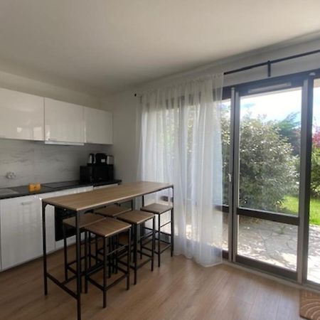 Beautiful Flat For 4 Very Closed To The Beach カブール エクステリア 写真